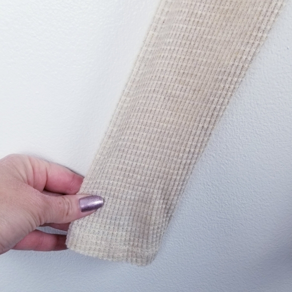 Free People Oatmeal Flowy Thermal Knit Top - Picture 5 of 8